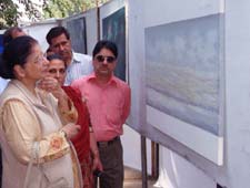 First Lady of J&K Mrs. Usha Vohra during inauguration of Painting Exhibition at Srinagar, Kashmir.