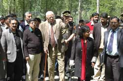 Mr. N. N. Vohra, Chairman of the Shri Amarnathji Shrine Board taking stock of the Shri Amarnath Yatra arrangements.