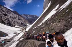 A view of Yatra to the Holy Cave of Shri Amarnathji.