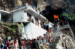 Devotees at the Temple Shrine of Shiv Khori.