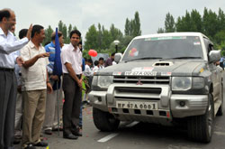 2nd Mugal Road Car Rally flagg in at Kashmir
