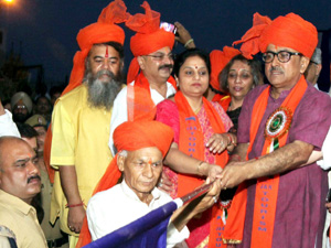 Shri Amarnath Yatra flagged off from Jammu