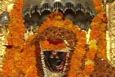 Inside view of Bave Wali Mata.