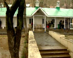 Tourist Bungalow, Kud