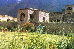 Pari Mahal.